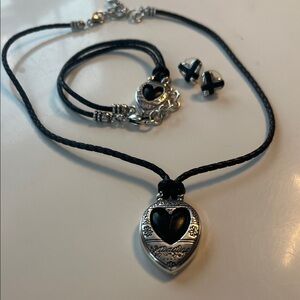 🚨Vintage 90’s Brighton Necklace, Bracelet & Earring Set, Sterling Silver, Black🚨